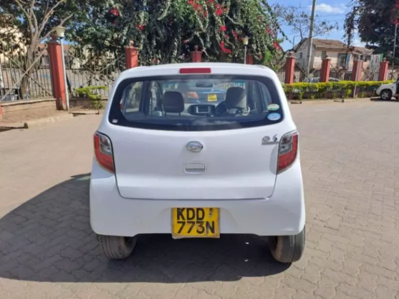 Daihatsu Mira    - 2014