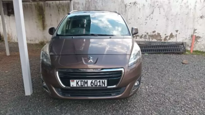 Peugeot 5008   - 2016