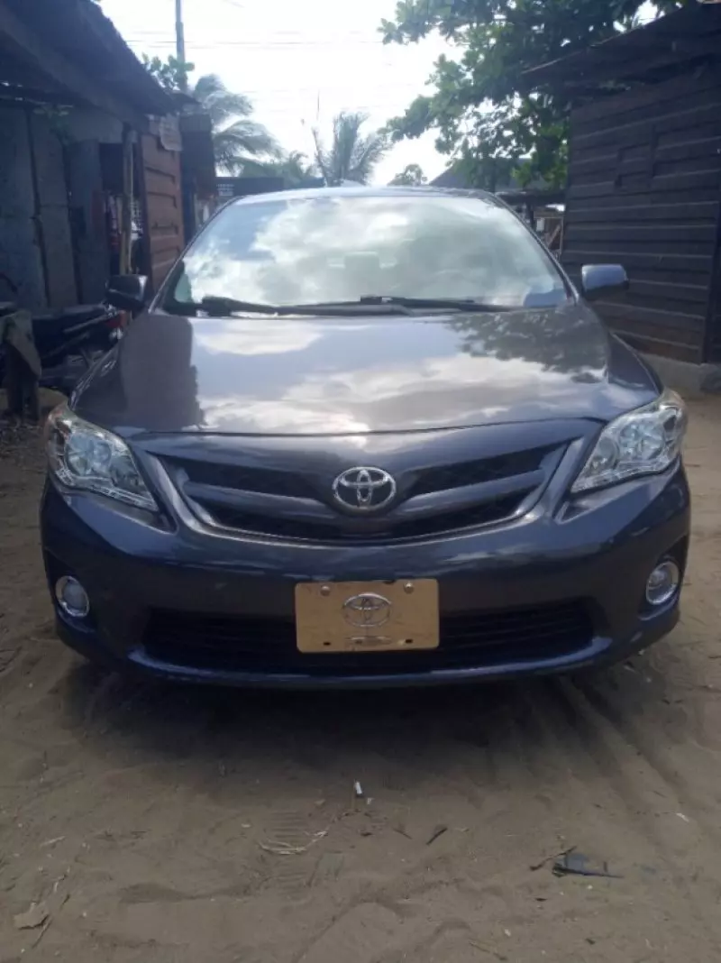 Toyota Corolla Sport   - 2012