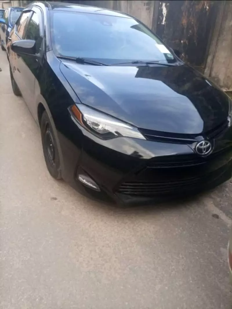 Toyota Corolla   - 2017