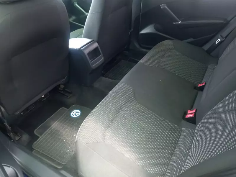 Volkswagen Passat   - 2016