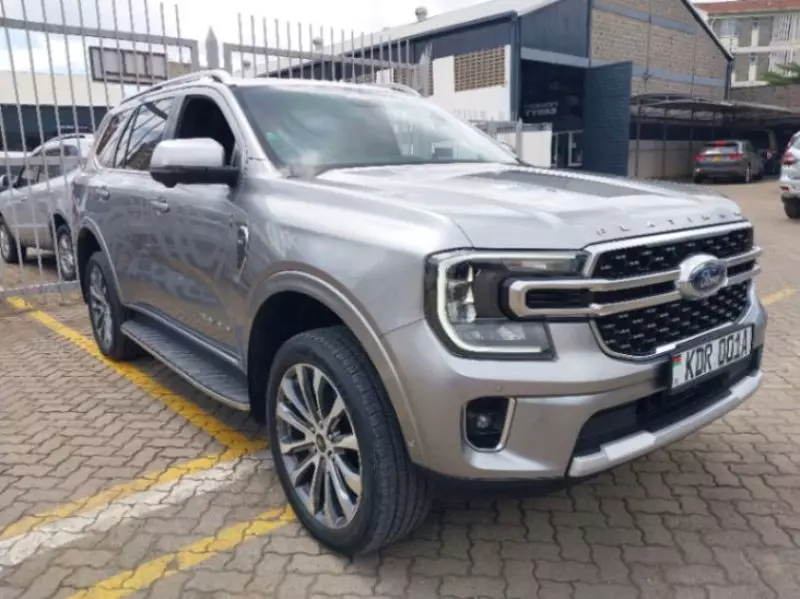 Ford Everest   - 2023
