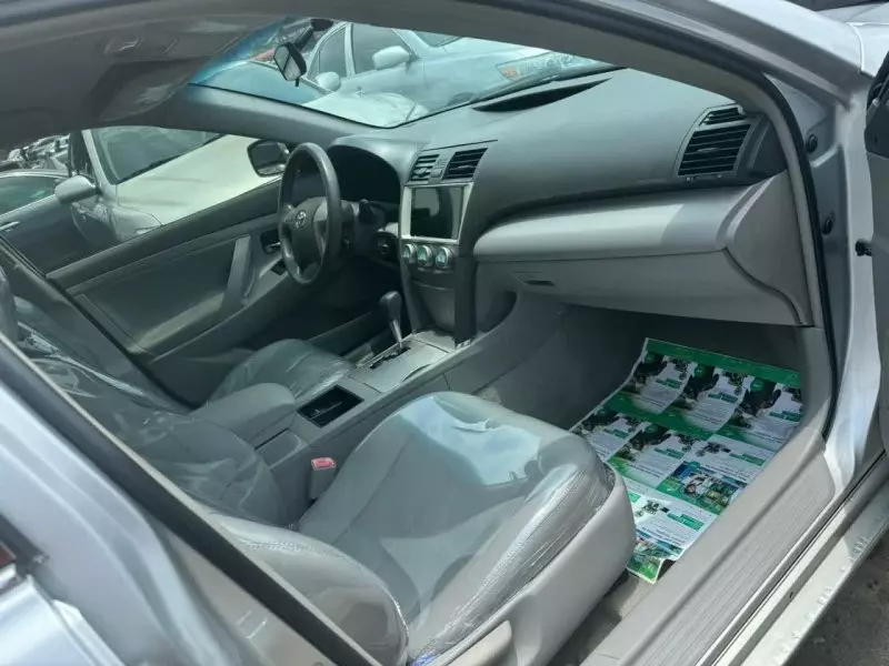 Toyota Camry   - 2007