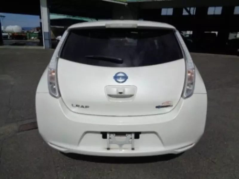 Nissan Leaf   - 2016