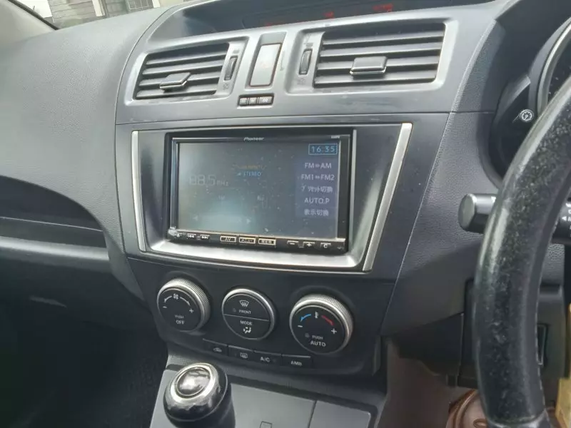 Mazda Premacy   - 2015