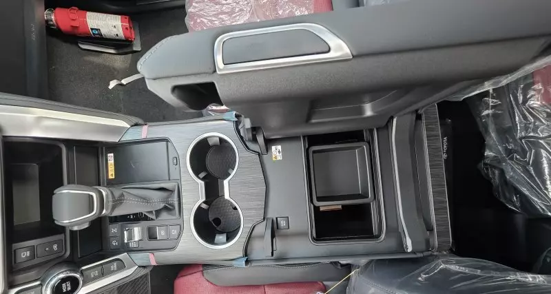 Toyota Land Cruiser   - 2025