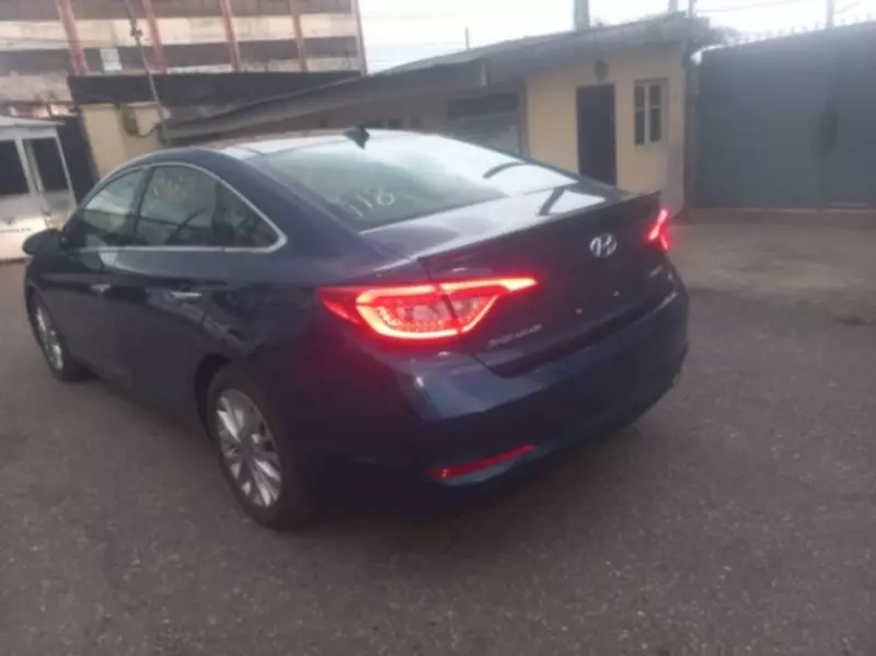 Hyundai Sonata   - 2015