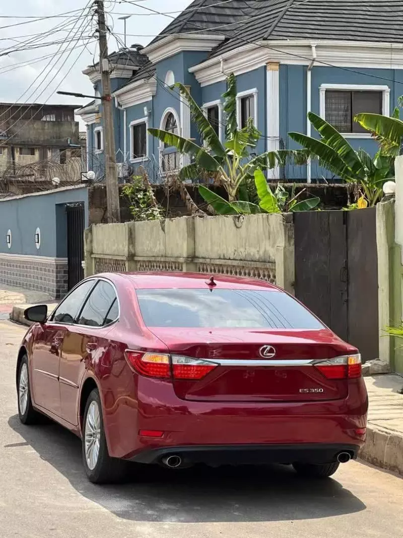 Lexus ES 350   - 2014