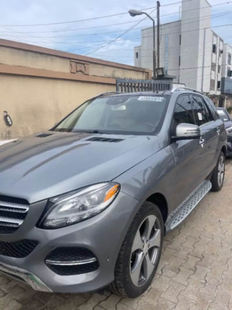 Mercedes-Benz GLE 350   - 2016