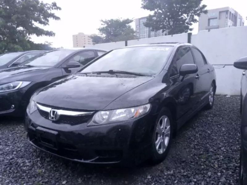 Honda Civic   - 2010
