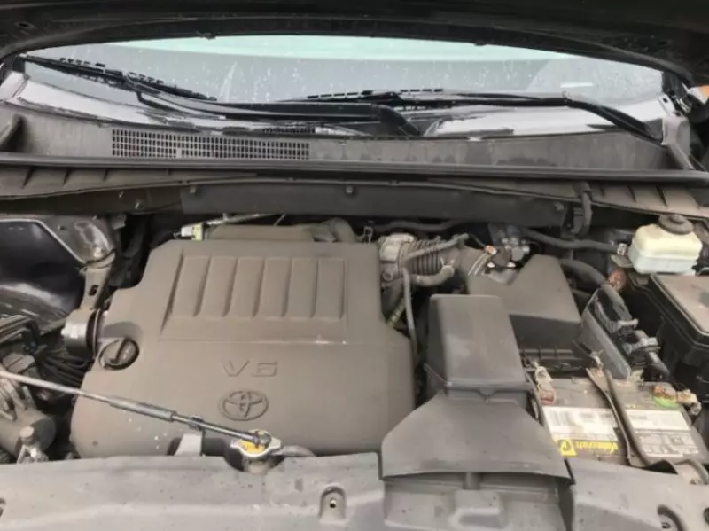 Toyota Sienna   - 2012