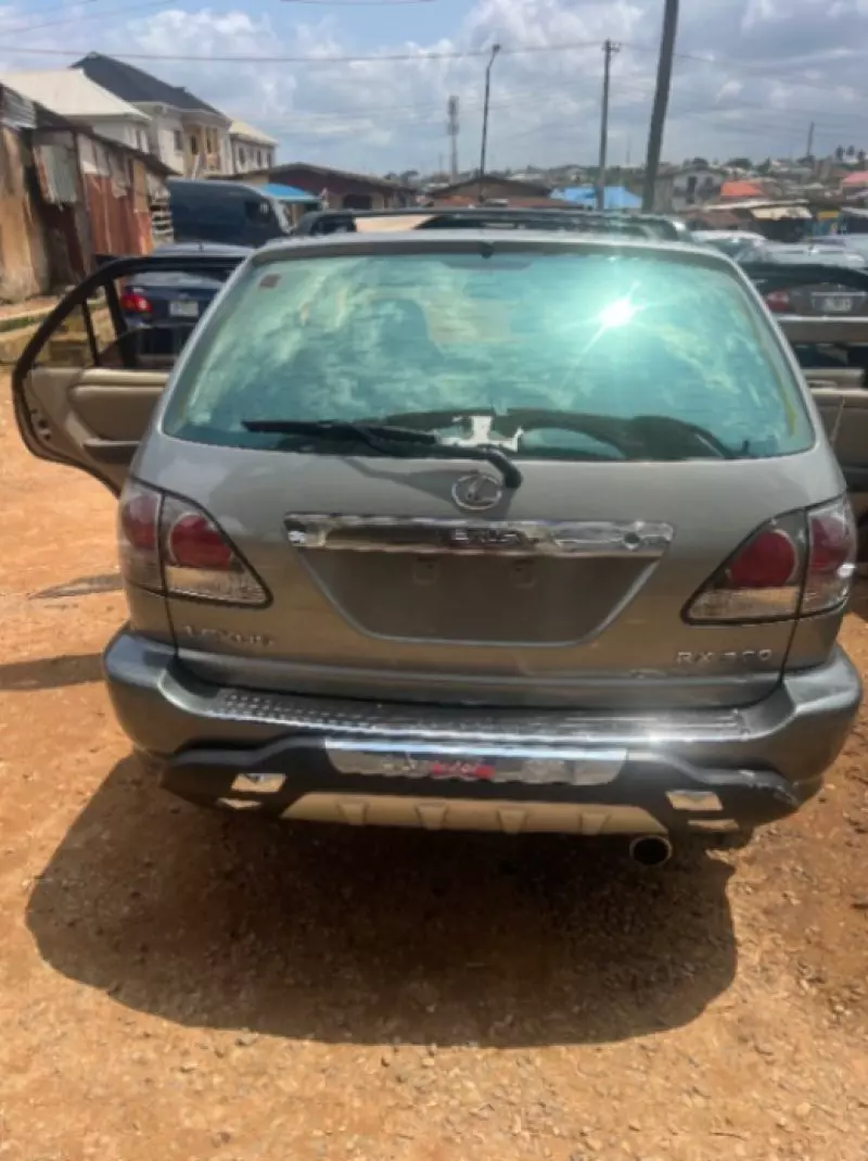 Lexus RX 300   - 2000