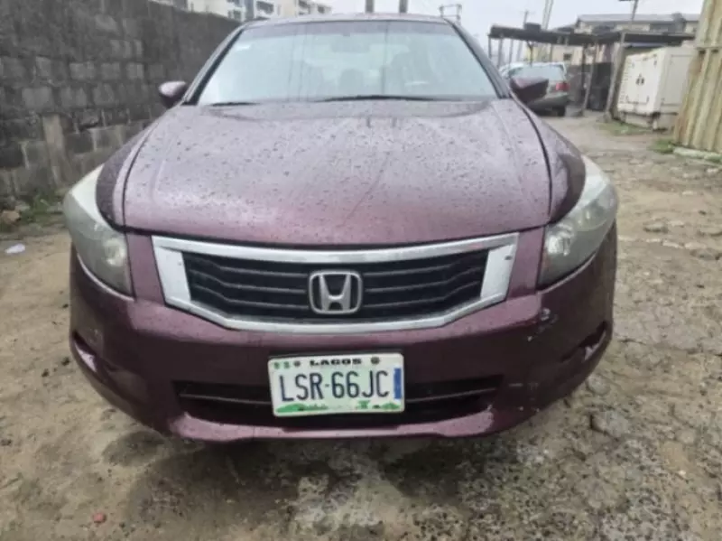 Honda Accord   - 2012