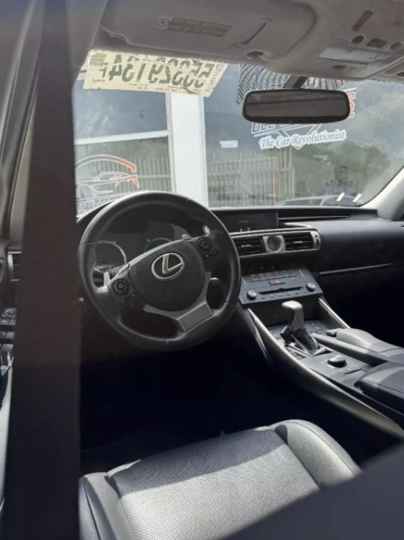 Lexus IS 250   - 2015