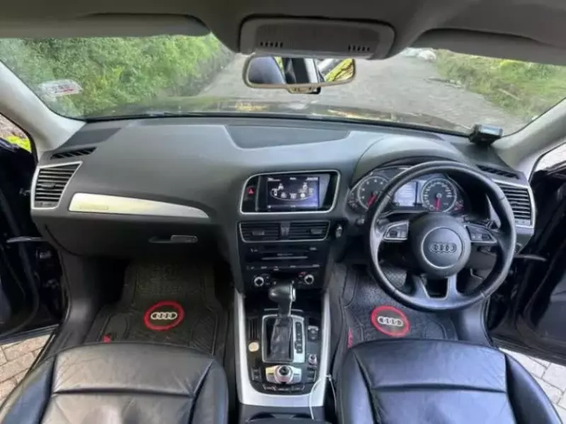 Audi Q5   - 2015