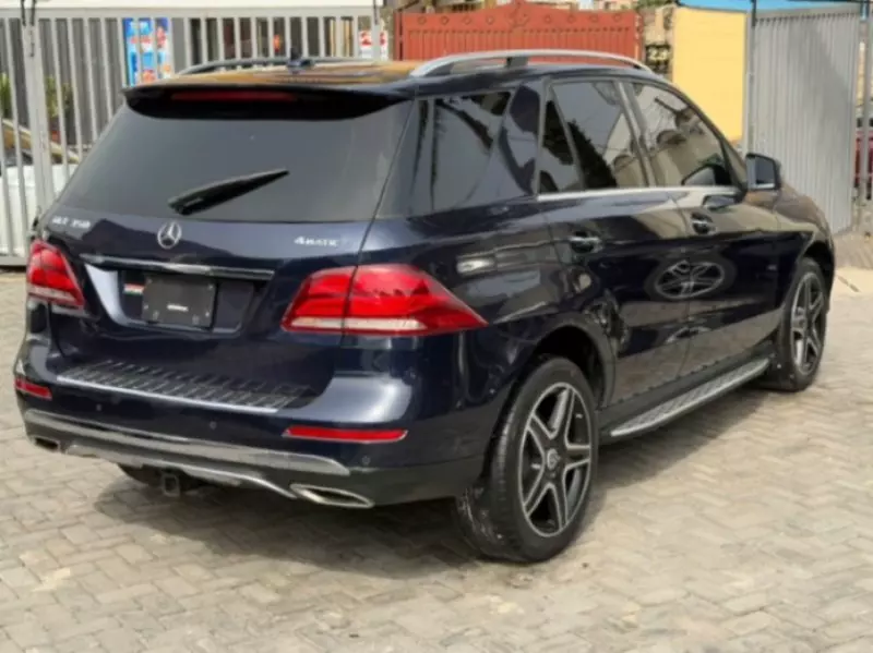 Mercedes-Benz GLE-Class   - 2016