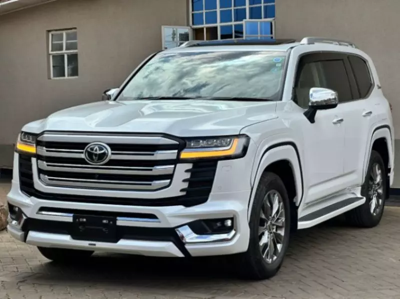 Toyota LAND CRUISER 300 LC300   - 2023