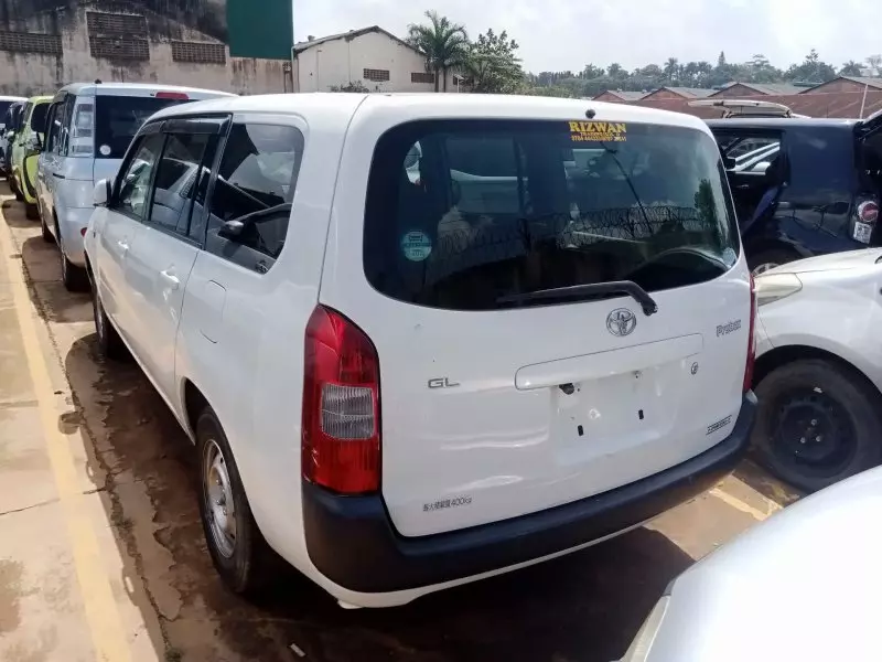 Toyota Probox    - 2012