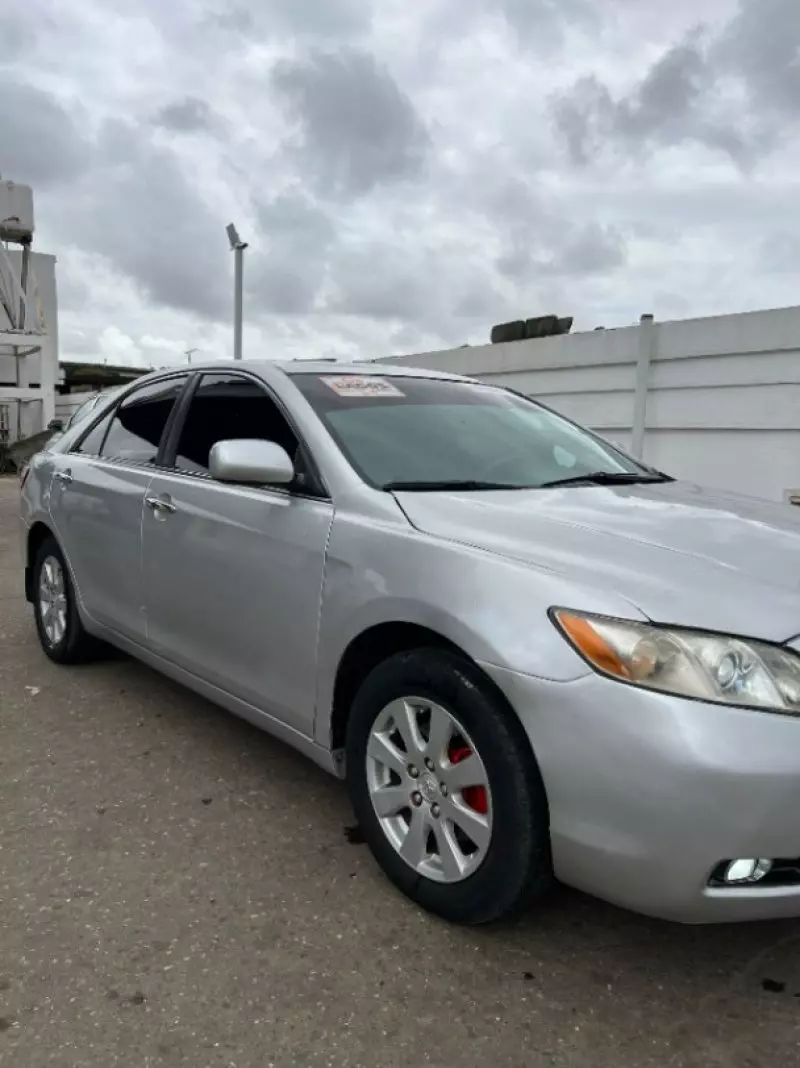 Toyota camry   - 2007