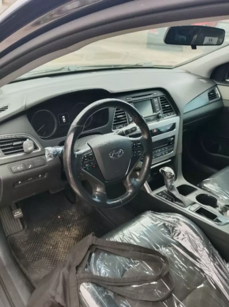 Hyundai Sonata   - 2015