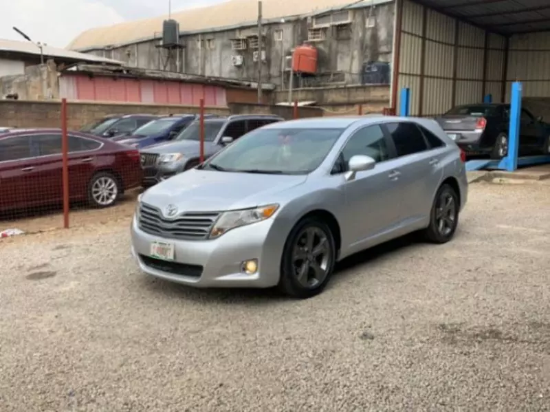 Toyota Venza   - 2010