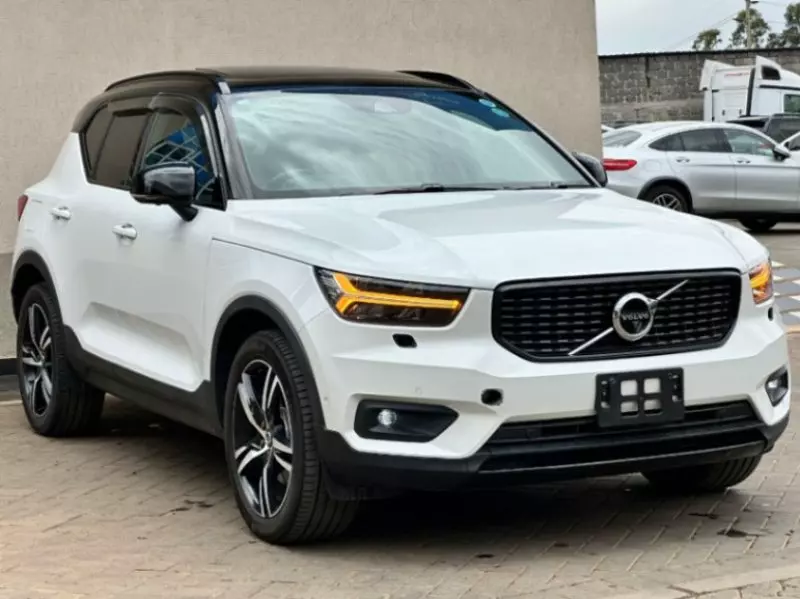 Volvo XC40   - 2018