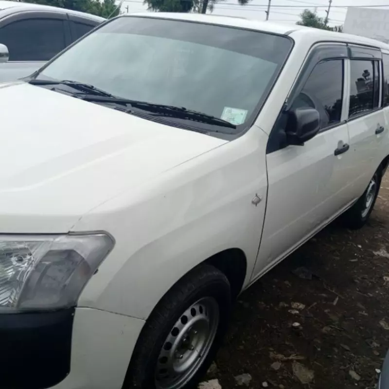 Toyota Probox    - 2015