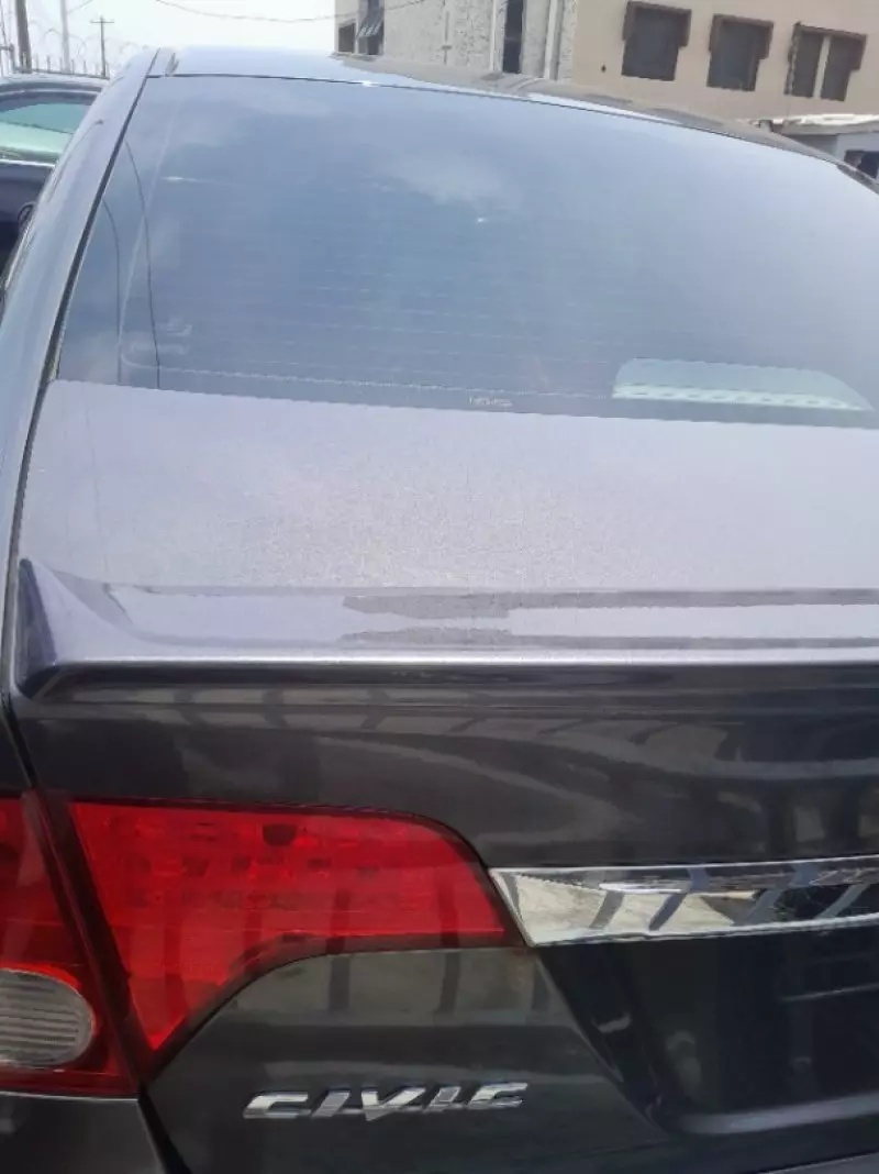 Honda Civic   - 2011