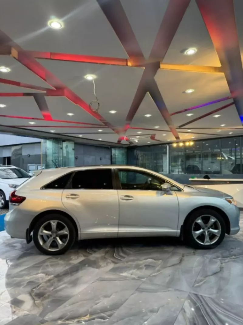 Toyota Venza   - 2014