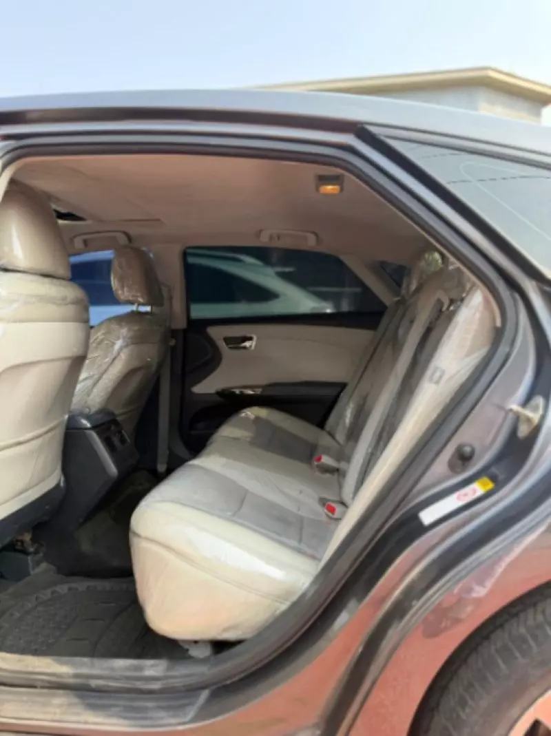 Toyota Avalon - 2014