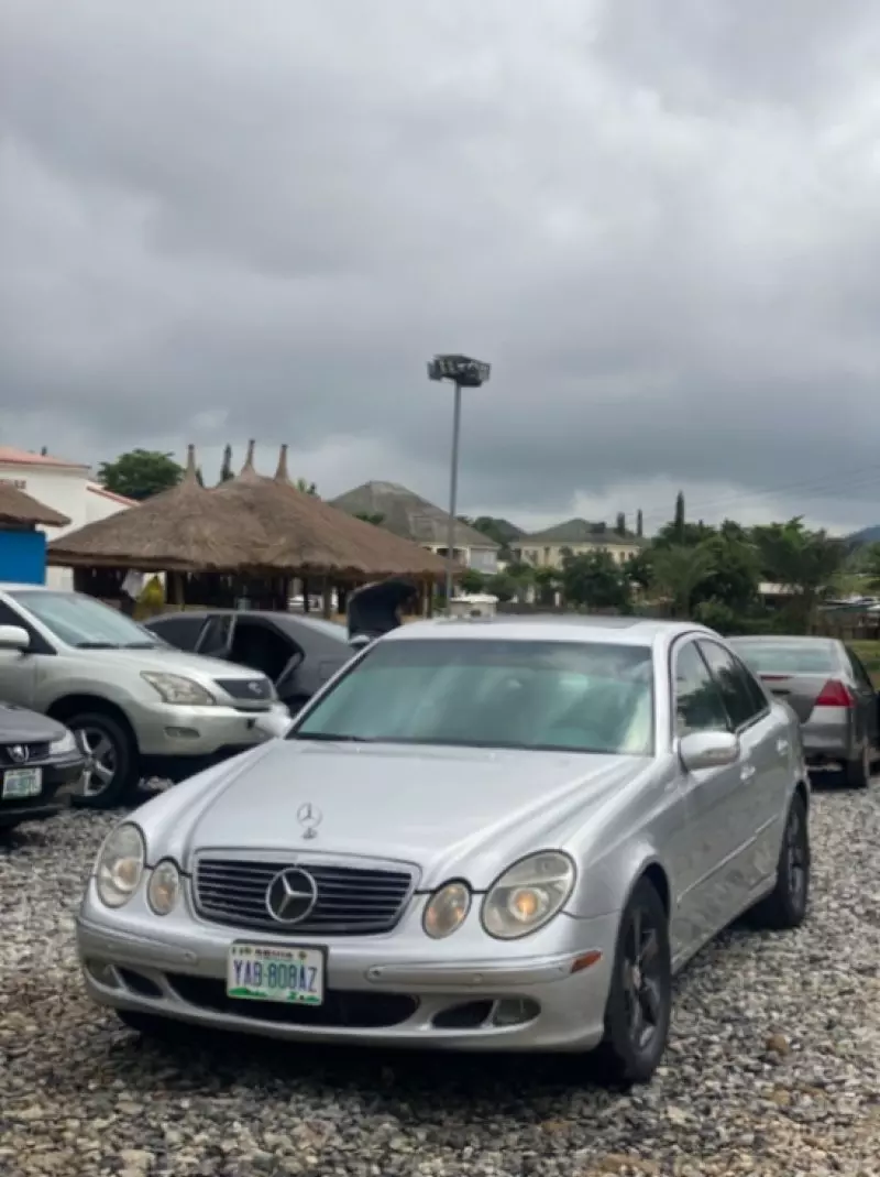 Mercedes-Benz E 350   - 2006
