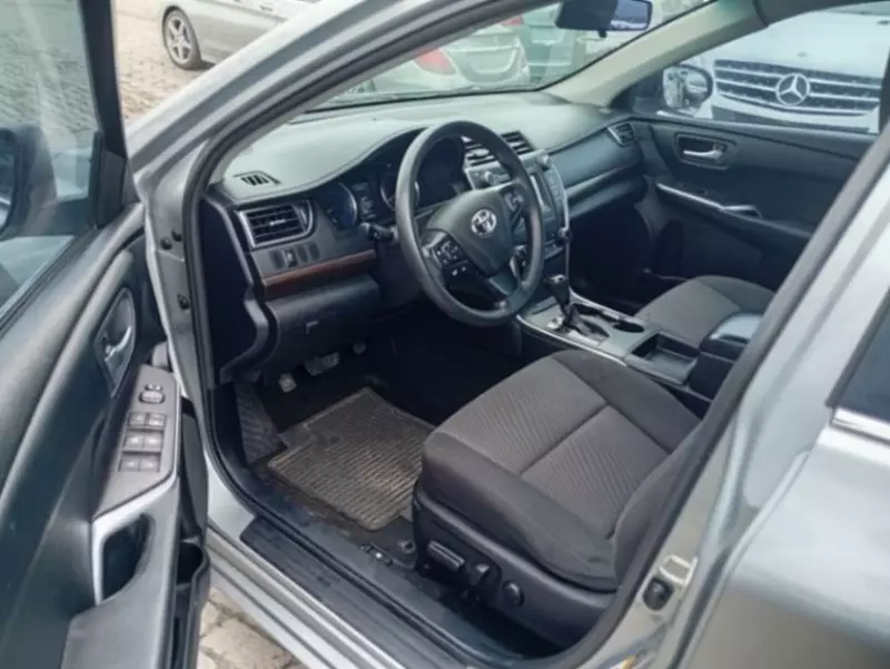 Toyota Camry   - 2016