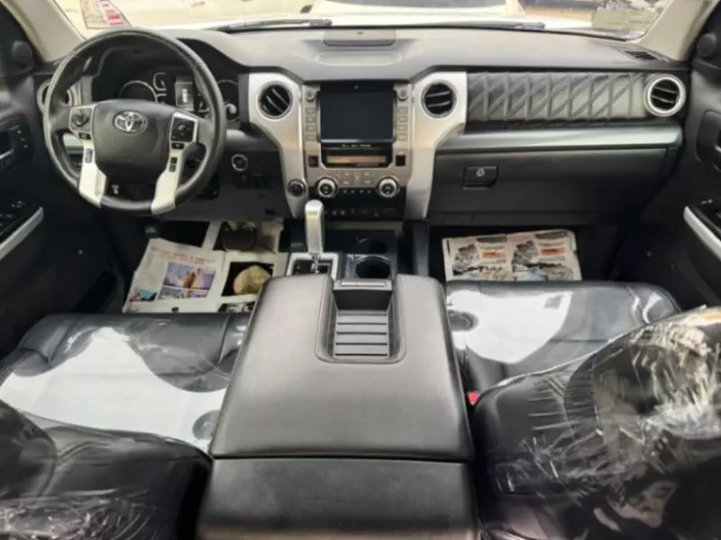 Toyota Tundra   - 2020