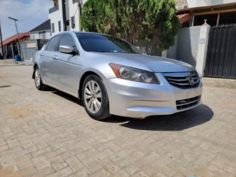 Toyota Camry   - 2008