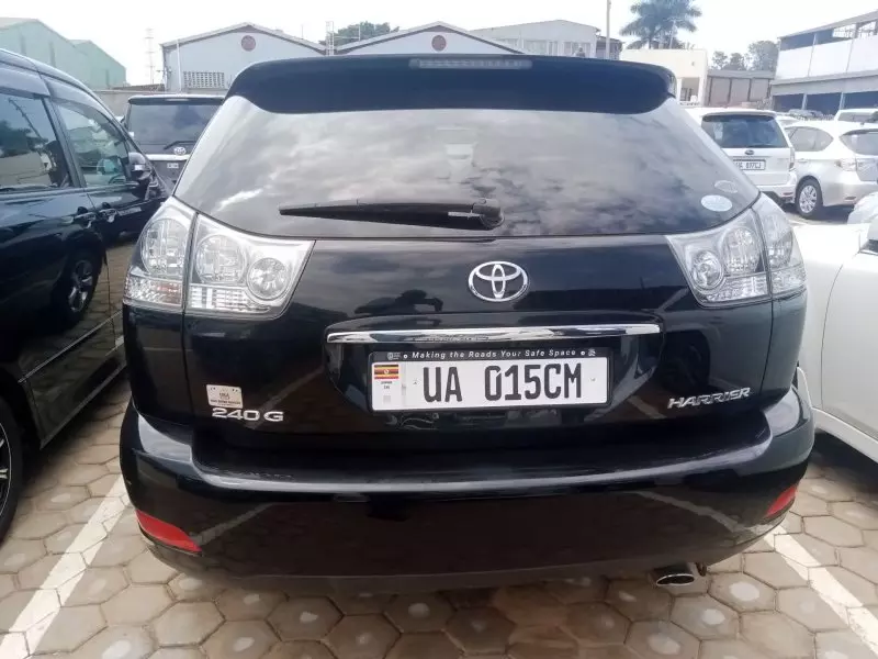 Toyota Harrier - 2010