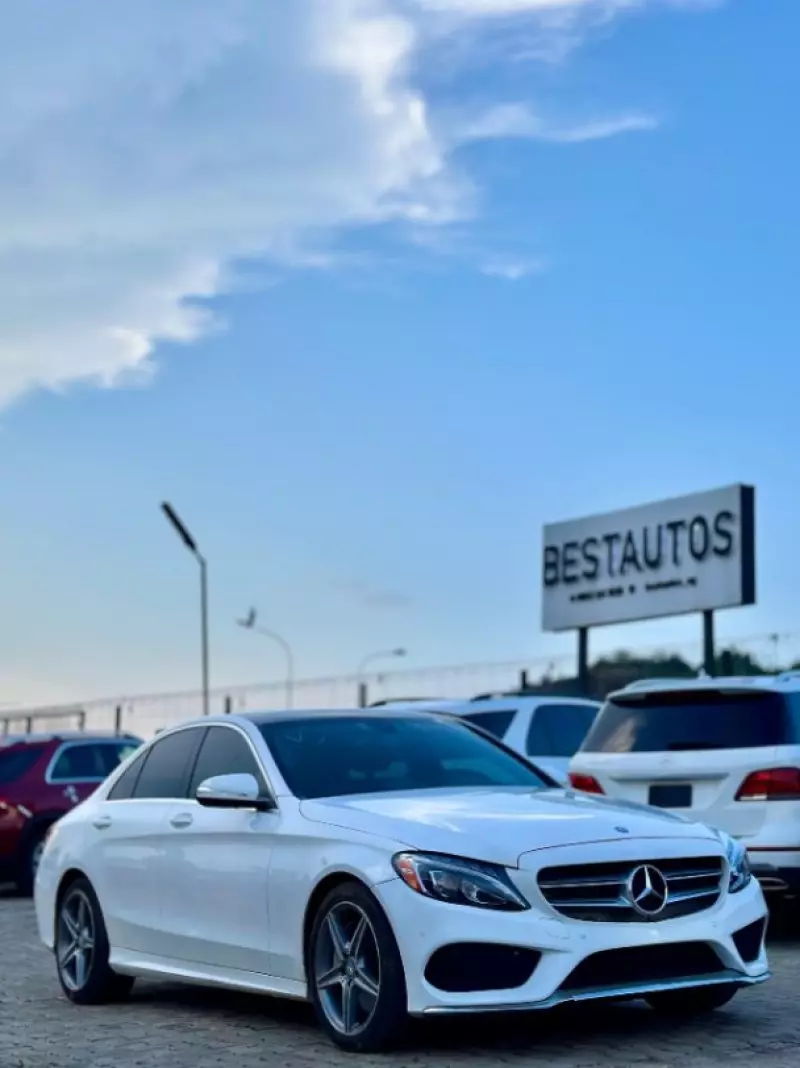 Mercedes-Benz C 400