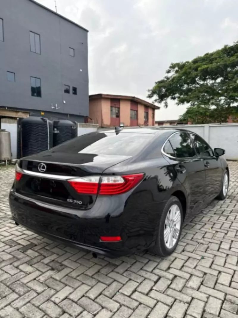 Lexus ES 350
