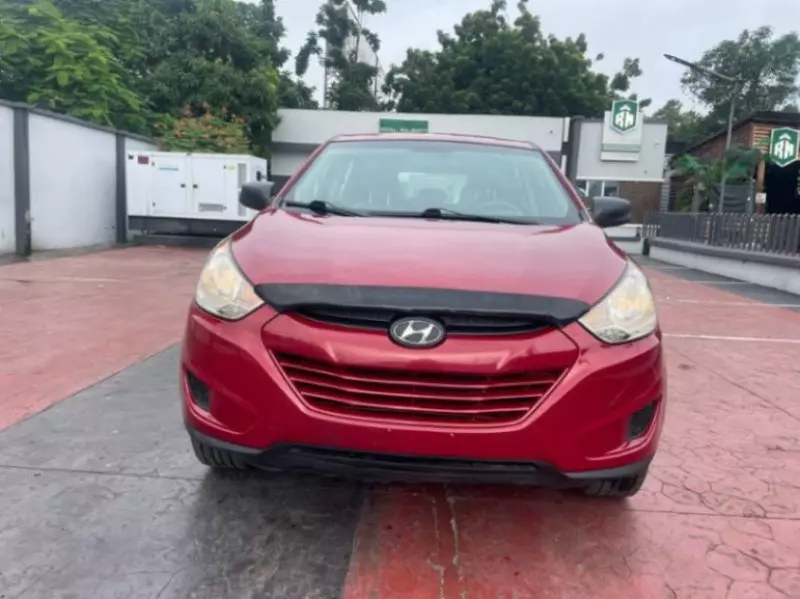 Hyundai Tucson   - 2011