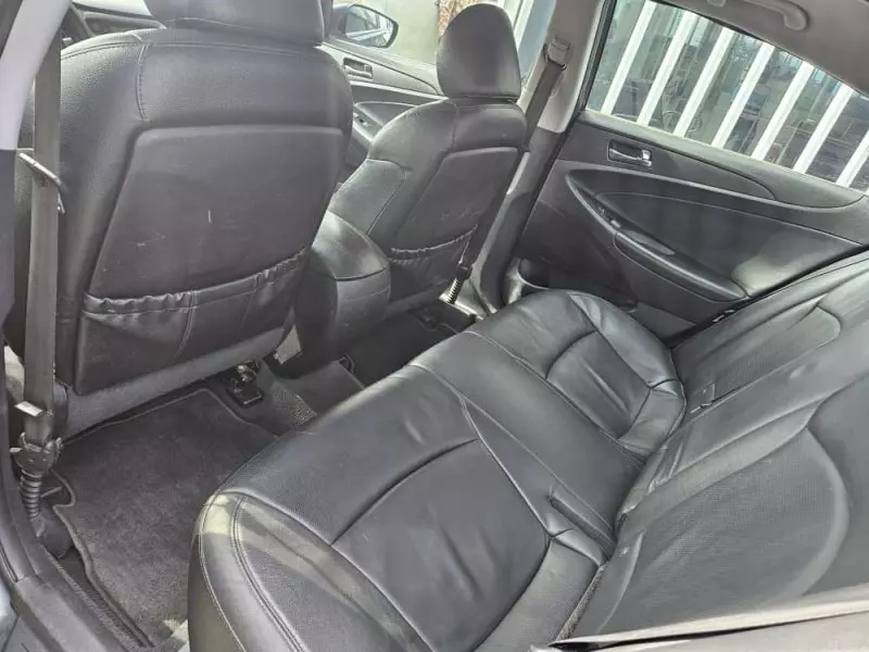 Hyundai Sonata   - 2013
