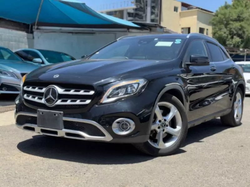 Mercedes-Benz GLA 220   - 2018