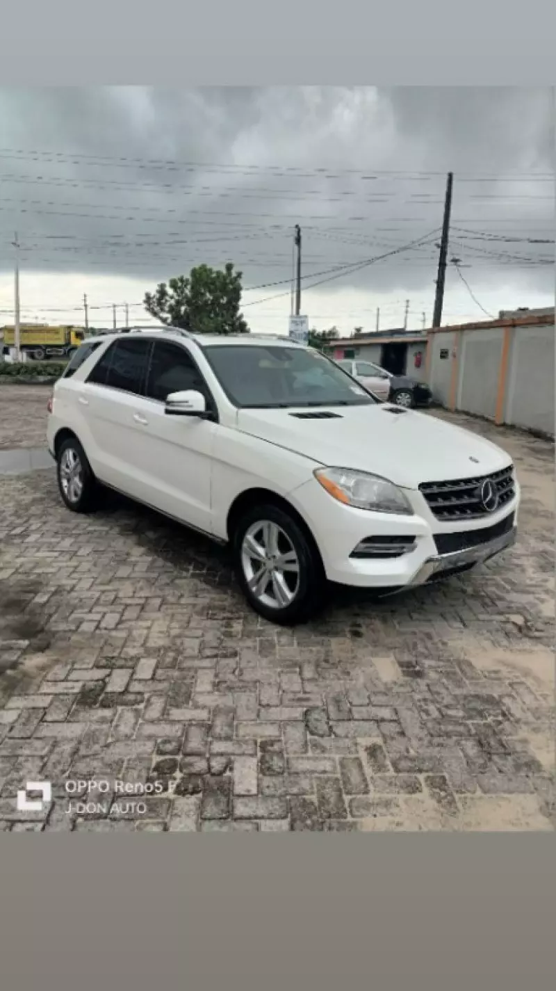 Mercedes-Benz M-class   - 2015