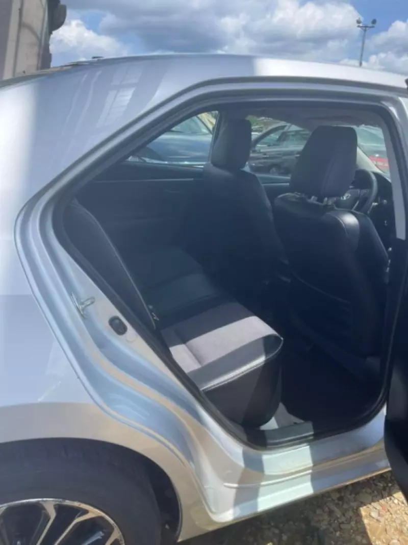 Toyota Corolla   - 2014