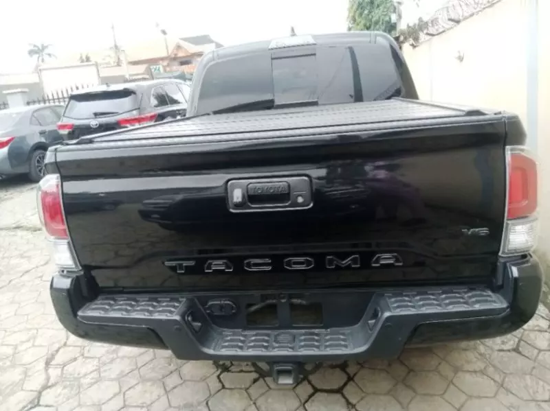 Toyota Tacoma   - 2020