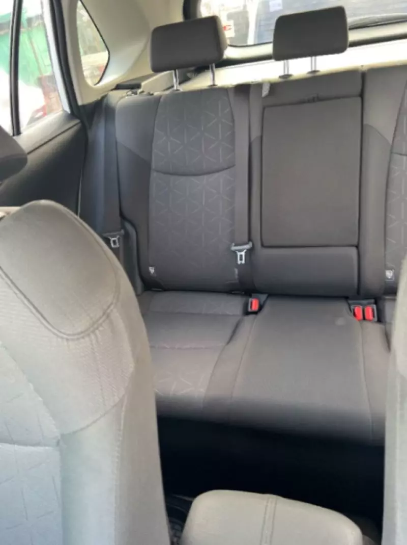 Toyota RAV 4   - 2019