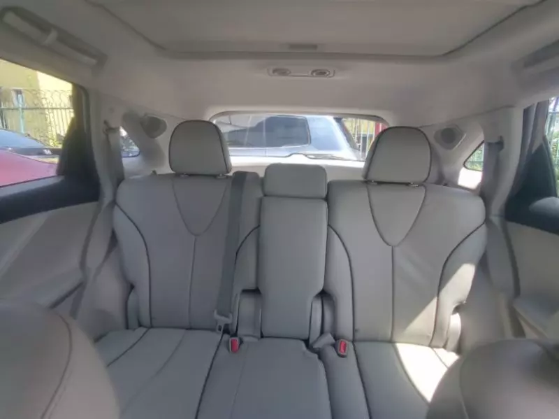 Toyota Venza   - 2013