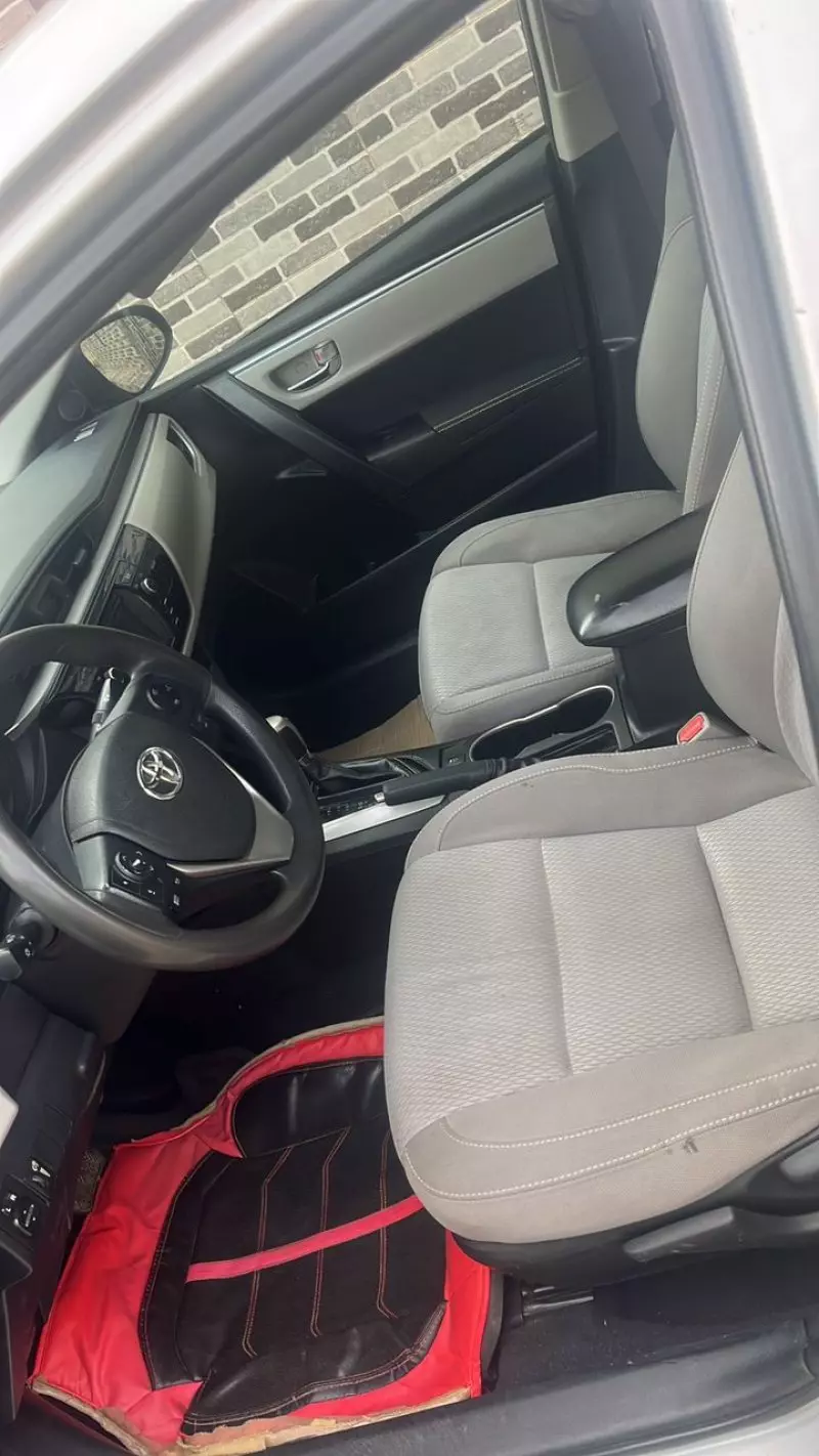 Toyota Corolla   - 2016