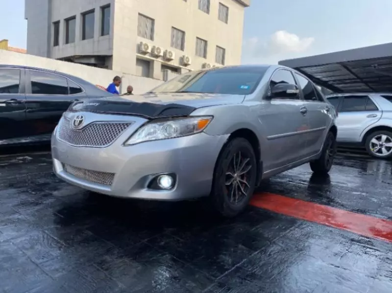 Toyota Camry - 2008