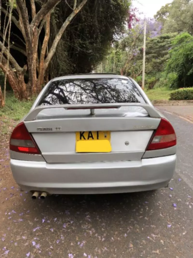 Mitsubishi Lancer   - 1997