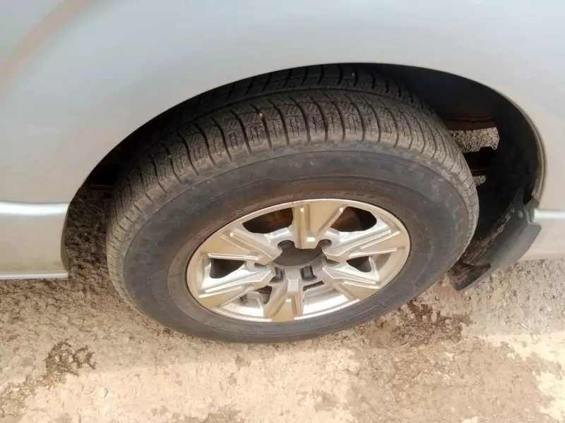 Toyota Hiace   - 2013