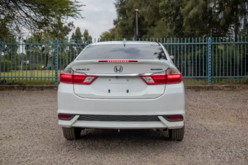 Honda Grace Hybrid   - 2018